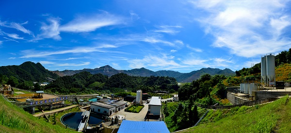 德铜百泰绿色厂区全景（张伟峰 摄）.jpg