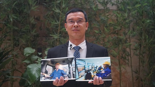 b742a278b3834c4fbd0fbfd1b57bdb34